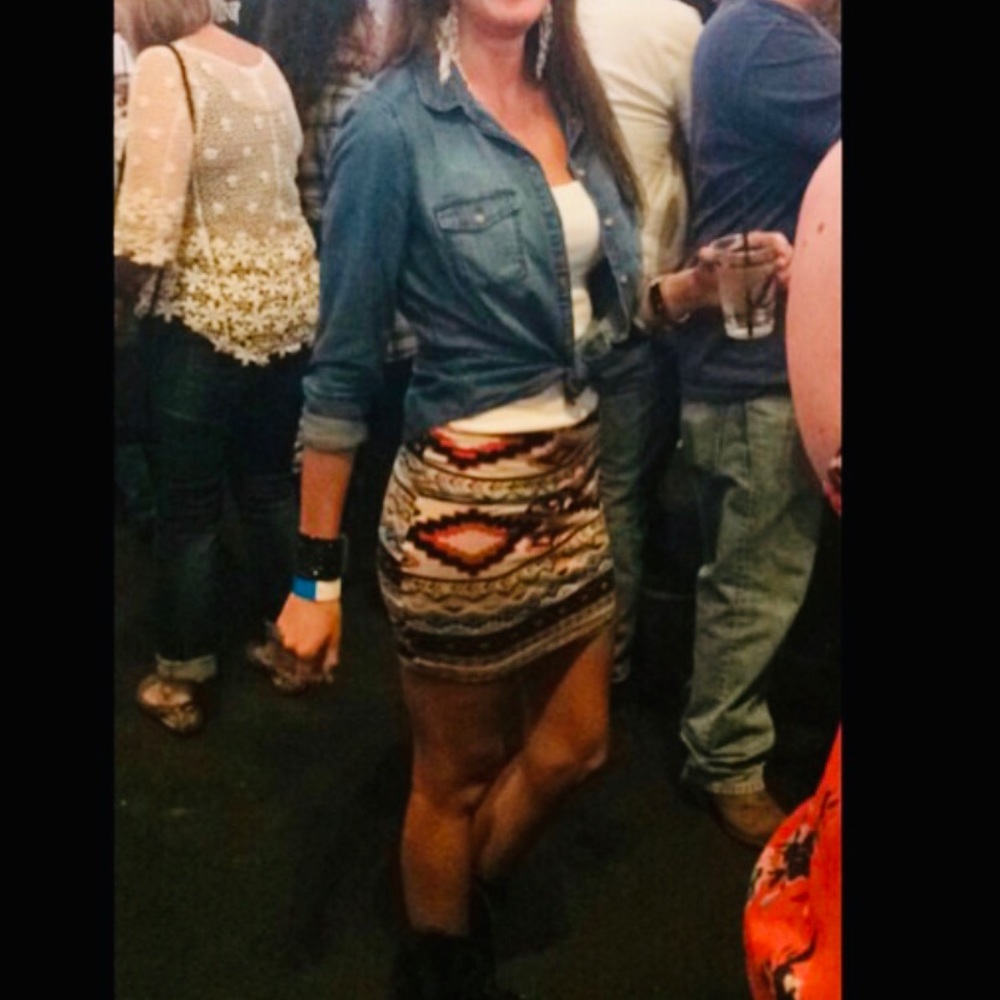 Express sequin mini skirt